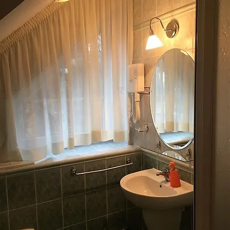 Mon Ami Casa de hóspedes 3*