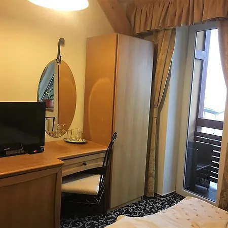 Casa de hóspedes Mon Ami 3*